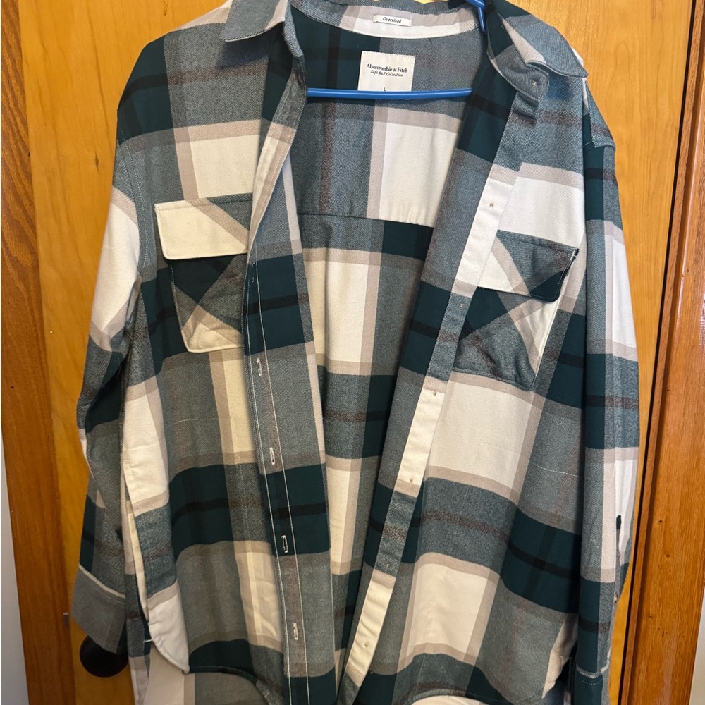 NWOT Abercrombie & Fitch Teal and Cream Plaid Shirt Jacket Shacket